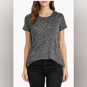 4/$20 Old Navy Black and Gray Patterned Luxe Soft Short Sleeve Top